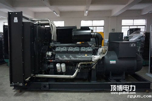 630KW无锡动力柴油发电机组
