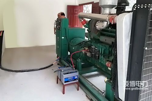 发动机应该加什么型号的机油?是越稀越好吗