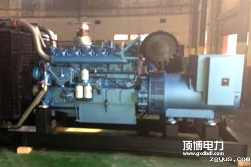 100千瓦潍柴斯太尔柴油发电机组