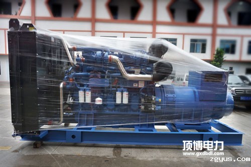 必威中文官网电话玉柴500KW柴油发电机组延续了玉柴品牌新设计