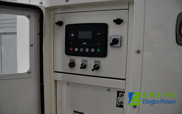 400KW康明斯静音箱式柴油发电机组4
